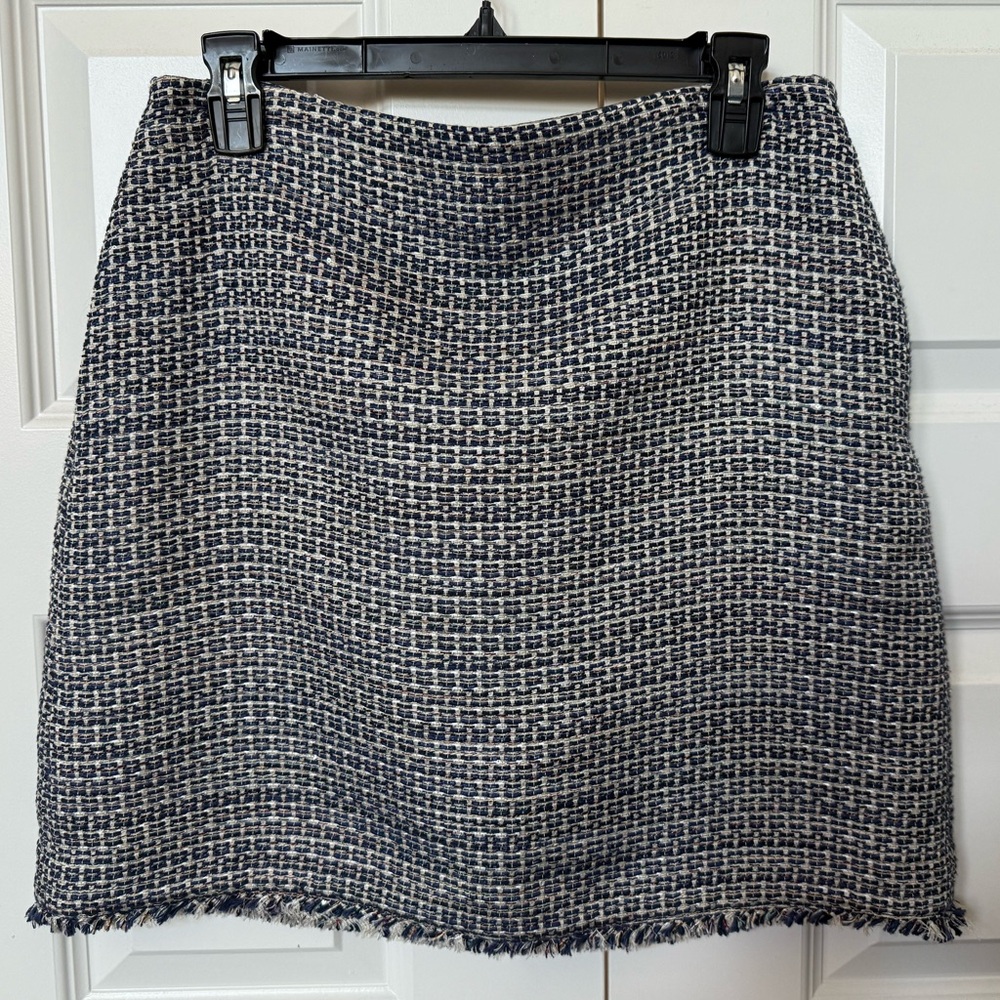 Banana Republic Navy and White Tweed Skirt